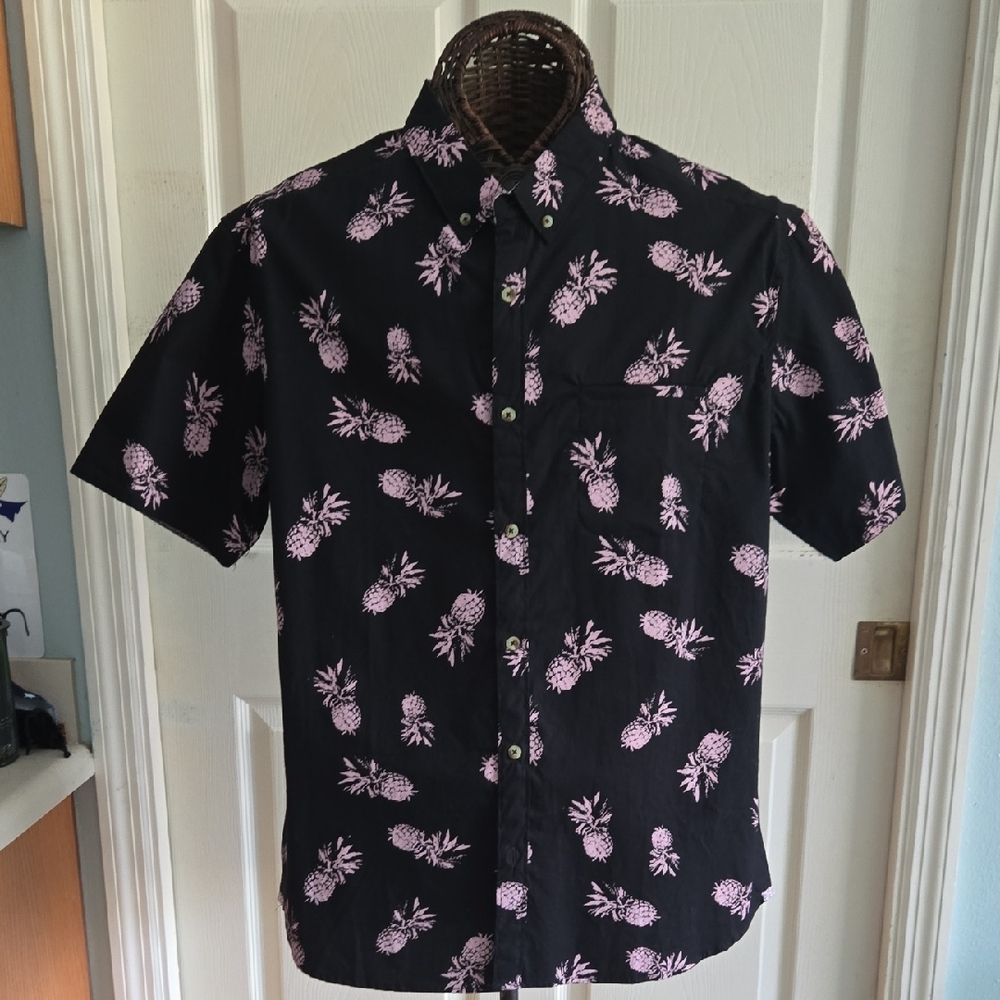 Men's Black and Pink Pineapple Print Button Down Shirt-Size XL